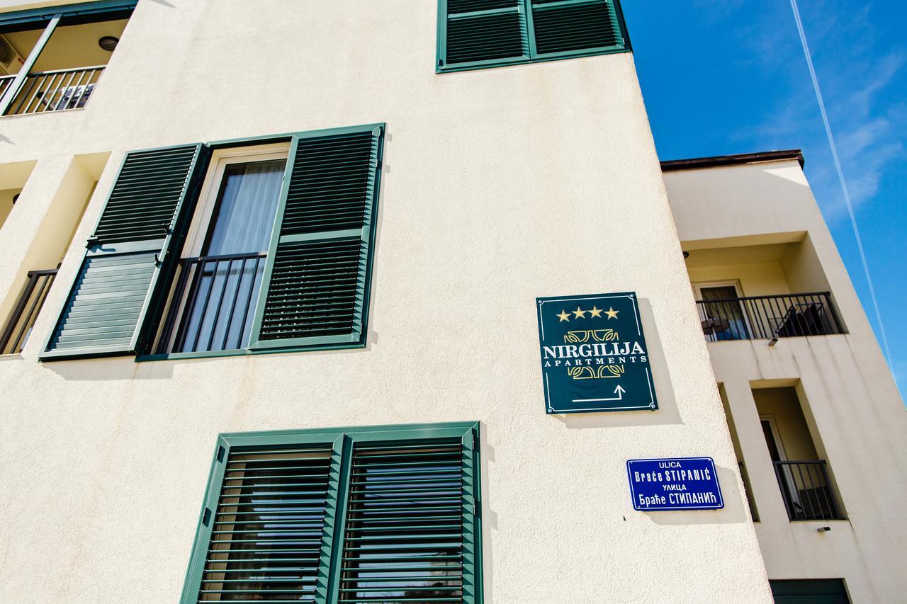 Apartments Nirgilija ティヴァト エクステリア 写真